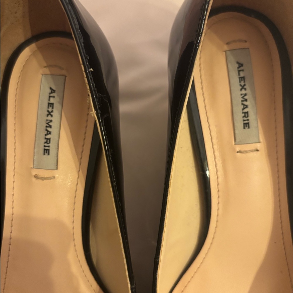 Alex Marie Black Patent • Man Made • kitten Heel Pumps • sleek • Dillards brand• - Picture 11 of 17